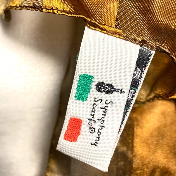 Symphony Scarf Italy - Picture 5 of 10